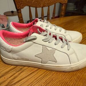VH EST1954 White and Pink Sneakers